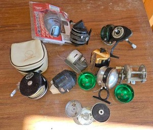 lot 584 image: Fishing Reels (10