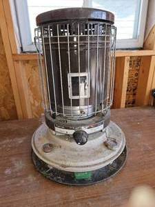 lot 599 image: Comfort Glow Kerosene Heater.