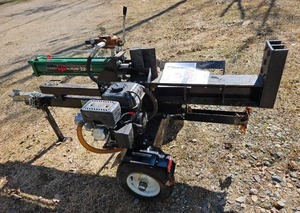 lot 604 image: Forest King 22 ton Log Splitter. 6  Hp