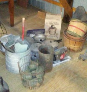 lot 749 image: Vintage Galore