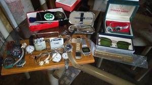lot 787 image: Watches, Lighters, Ring.