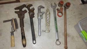 lot 857 image: Pipe Wrenches (3) and More.