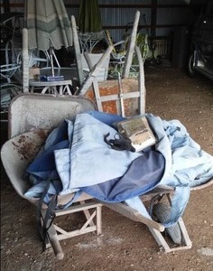 lot 867 image: Wheelbarrows (4) and Hand Cart.