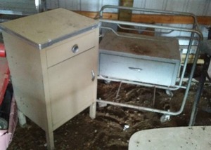 lot 823 image: American Hospital Supply Co. Rolling Storage Cart