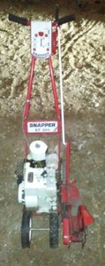 lot 841 image: Snapper ET 300 Lawn Edger.