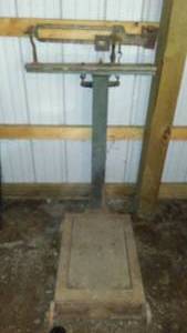 lot 844 image: Vintage Molins Scale Co. Scale.