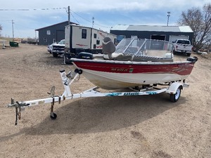 2004 Crestliner 1650 Sport Angler