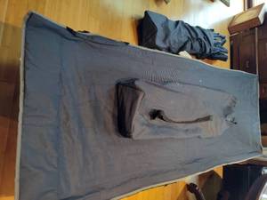lot 87 image: Camping Cots