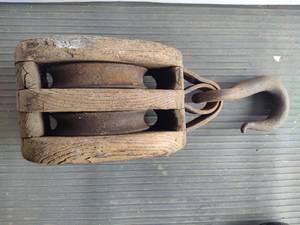 lot 98 image: Vintage Cast Iron & Wood Pulley