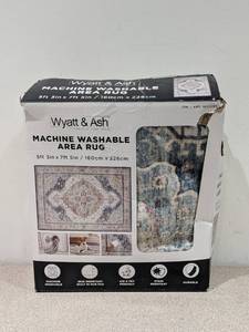 lot 33 image: WYATT & ASH MACHINE WASHABLE GERALDINE AREA RUG