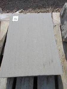 lot 92 image: HUDSON STEP
