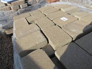 lot 79 image: CONCRETE PAVERS