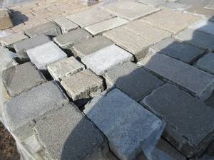 lot 73 image: CONCRETE PAVERS