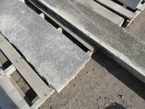 lot 105 image: CAP MATERIAL