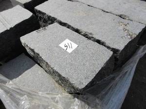 lot 115 image: GRANITE WALLSTONE
