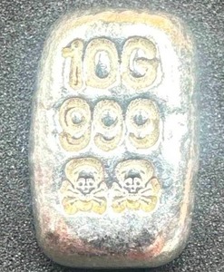 lot 32 image: 10 Grams .999 Silver Bar