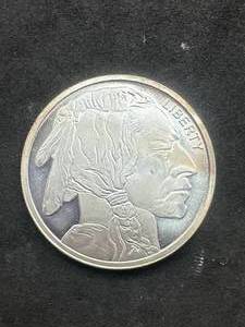 lot 39 image: 1oz .999 Silver Bison  Sioux Round