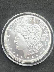 lot 47 image: 1oz .999 Silver Round