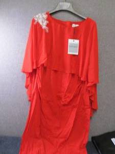 lot 28 image: Size 20W Ladies Dress...