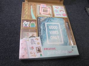 lot 59 image: Creative Journaling Set...