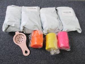 lot 112 image: 5 Sets-4 pc Egg Shell Opener Sets R...