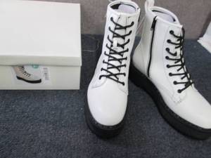 lot 252 image: Size 9.5 A New Day Erin Boots with ...