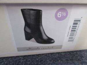 lot 255 image: Size 6.5 A New Day Janelle Boots NI...