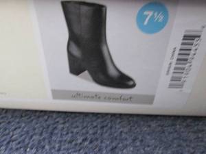 lot 258 image: Size 7.5 A New Day Janelle Boots NI...