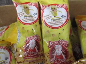 lot 286 image: 90 - 1.75 oz Dees Nuts Nanner Pudd...