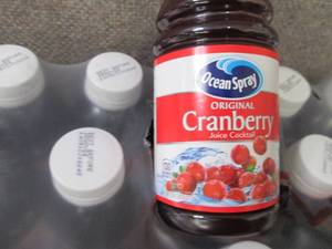 lot 380 image: 18- 10 oz Ocean Spray Cranberry Jui...