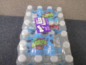 lot 419 image: 24- 8 oz Splash Acai Grape ...