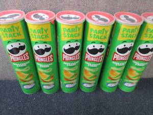 lot 430 image: 6- 7.1 oz Pringles Sour Cream & Oni...