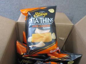 lot 448 image: 8- 6.75 oz Stacys Five Cheese Pita...