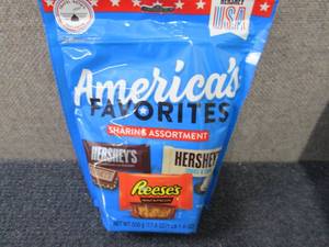 lot 451 image: 17.6 oz Americas Favorites...