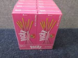 lot 465 image: Pocky Cream Covered Biscuit Sticks ...