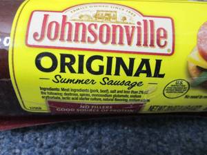 lot 435 image: 2-20 oz Johnsonville Original Summe...