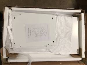 lot 18 image: 24 in. W x 19 in. D x 34 in. H 1-Sink Freestanding Bath Vanity in White    Customer Returns See Pictures