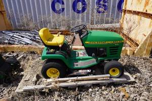 lot 27 image: John Deere Model STX38 Hydro Lawn Mower