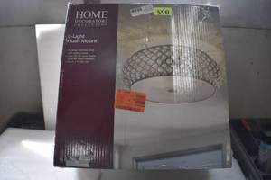 lot 25 image: 5 Light Flush Mount