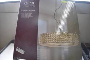 lot 26 image: 6 Light Pendant