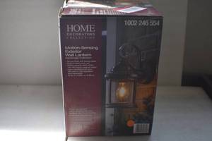 lot 47 image: Motion Sensing Exterior Wall Lantern