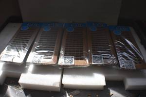 lot 65 image: 5 Floor registers