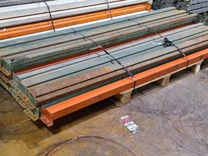 lot 522 image: Lot of (16) 98 Pallet Racking Cross Beams