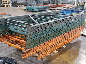 lot 537 image: Lot of (11) Pallet Racking Uprights - 48128 (x3), 4x8 (x2), 4x10 (x6)