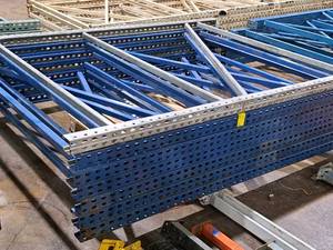 lot 546 image: Lot of (7) Pallet Racking Uprights - 6x8