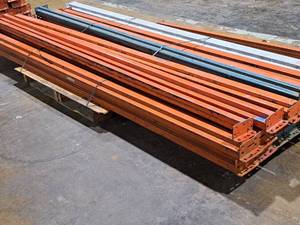lot 554 image: Lot of (16) 10 Pallet Racking Cross Beams