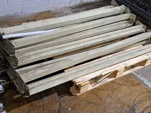 lot 560 image: Lot of (14) 66 Pallet Racking Cross Beams