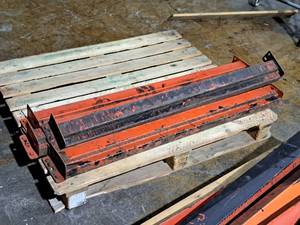 lot 573 image: Lot of (4) 4 Pallet Racking Cross Beams