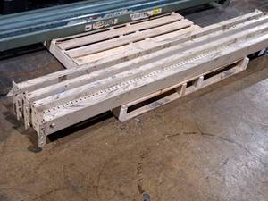 lot 577 image: Lot of (4) 82 Pallet Racking Cross Beams