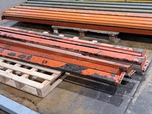 lot 1068 image: Lot of (5) 102 Pallet Racking Cross Beams